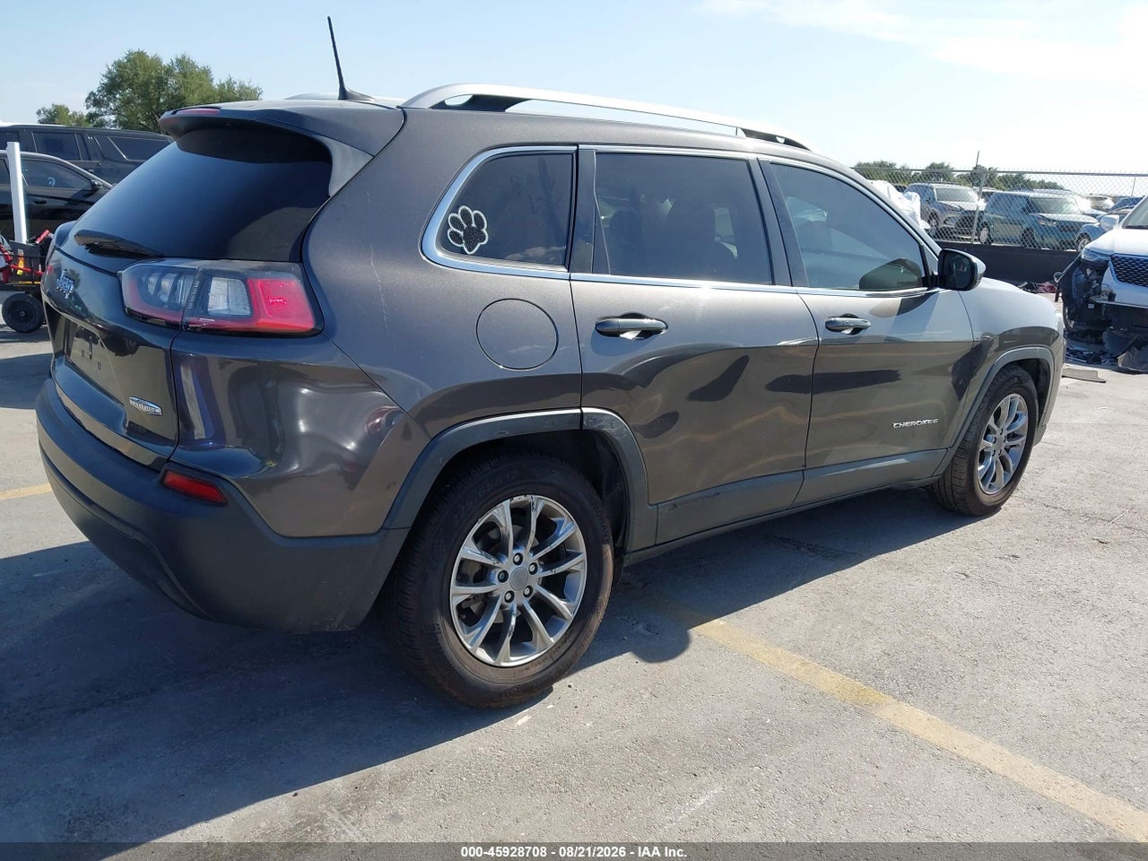 2019 JEEP CHEROKEE LATITUDE PLUS FWD · 4/10
