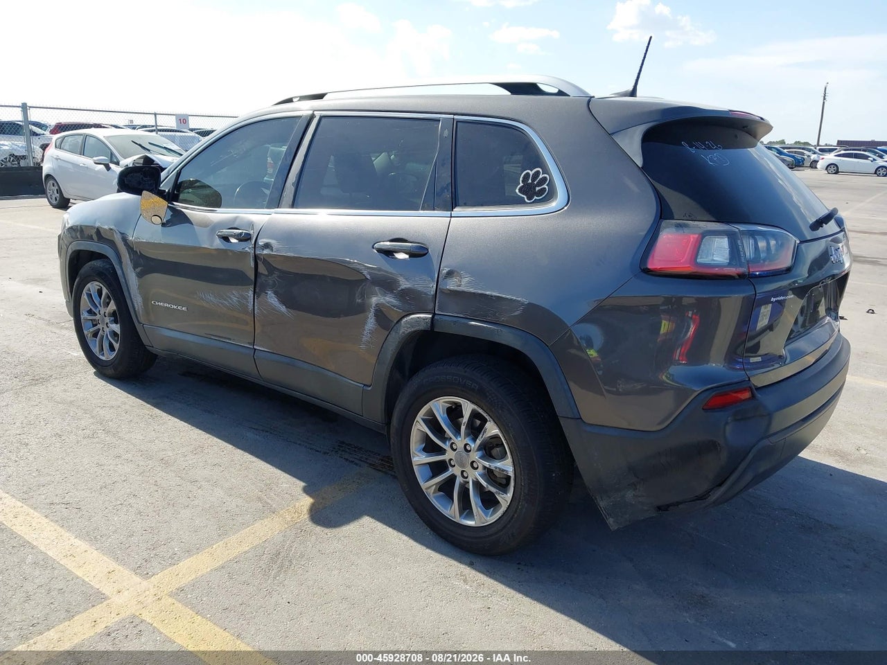 2019 JEEP CHEROKEE LATITUDE PLUS FWD · 3/10