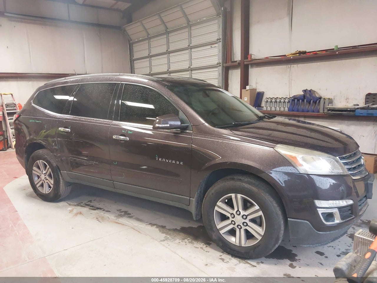 1GNKRHKD1FJ****** · 2015 CHEVROLET TRAVERSE LT