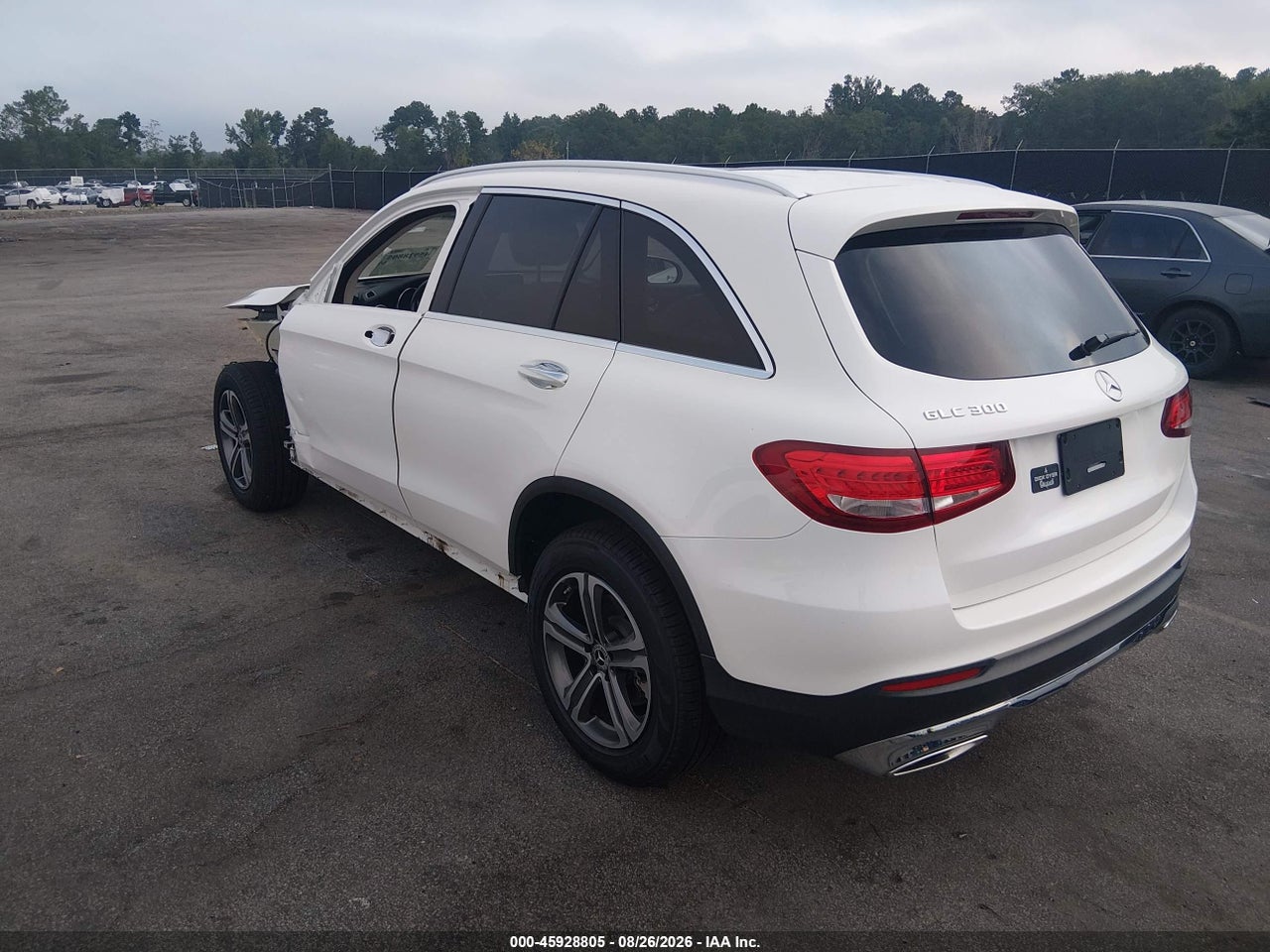 2018 MERCEDES-BENZ GLC 300 · 3/11