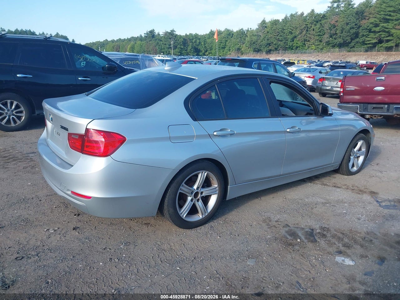 2013 BMW 320I XDRIVE · 4/11
