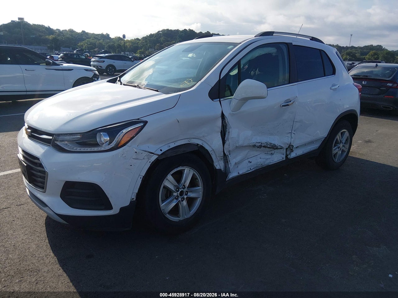 2020 CHEVROLET TRAX FWD LT · 2/11