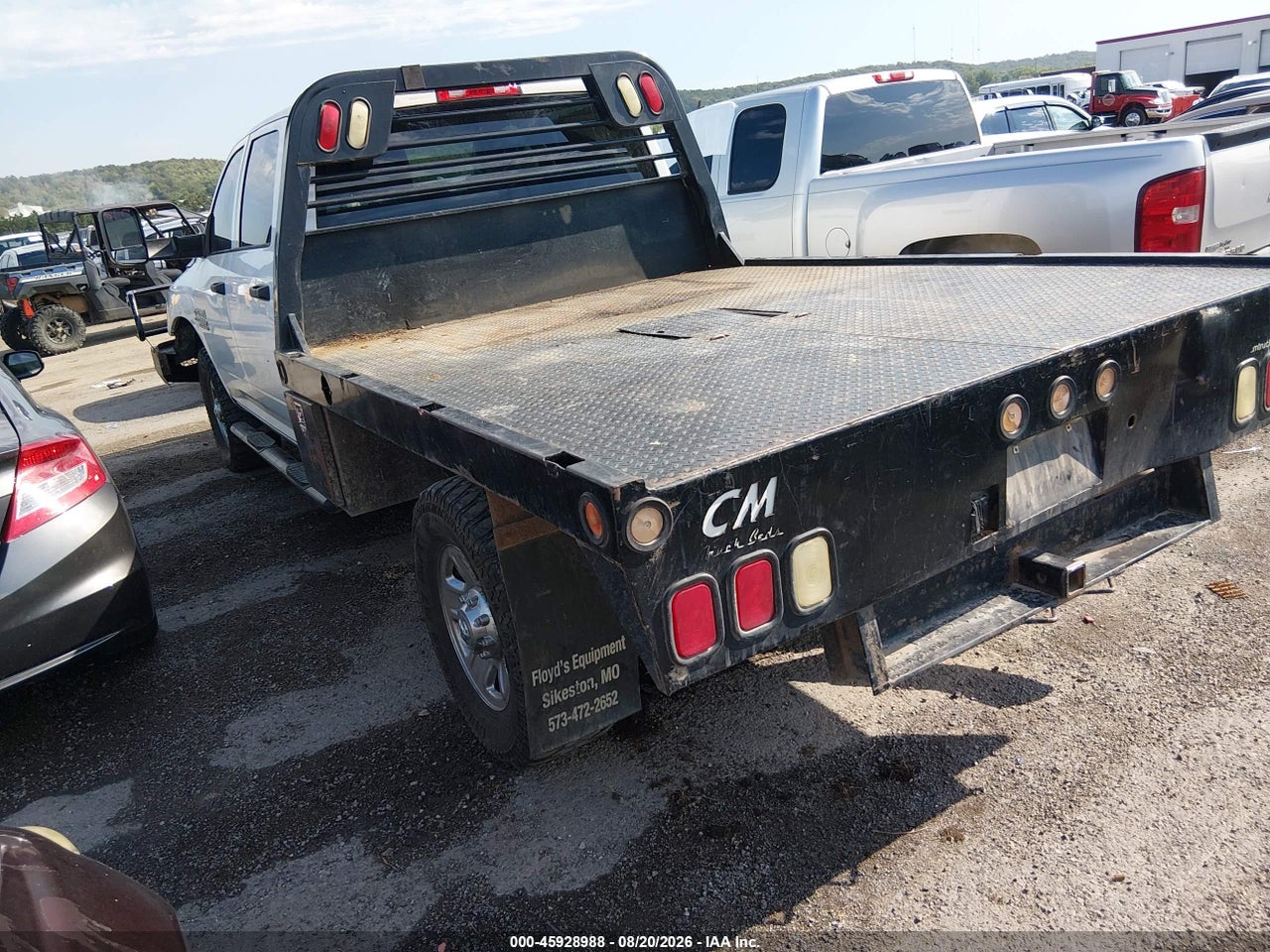 2017 RAM 2500 TRADESMAN  4X4 8' BOX · 3/11