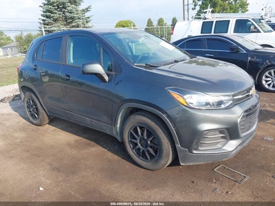 3GNCJKSB5KL****** · 2019 CHEVROLET TRAX LS