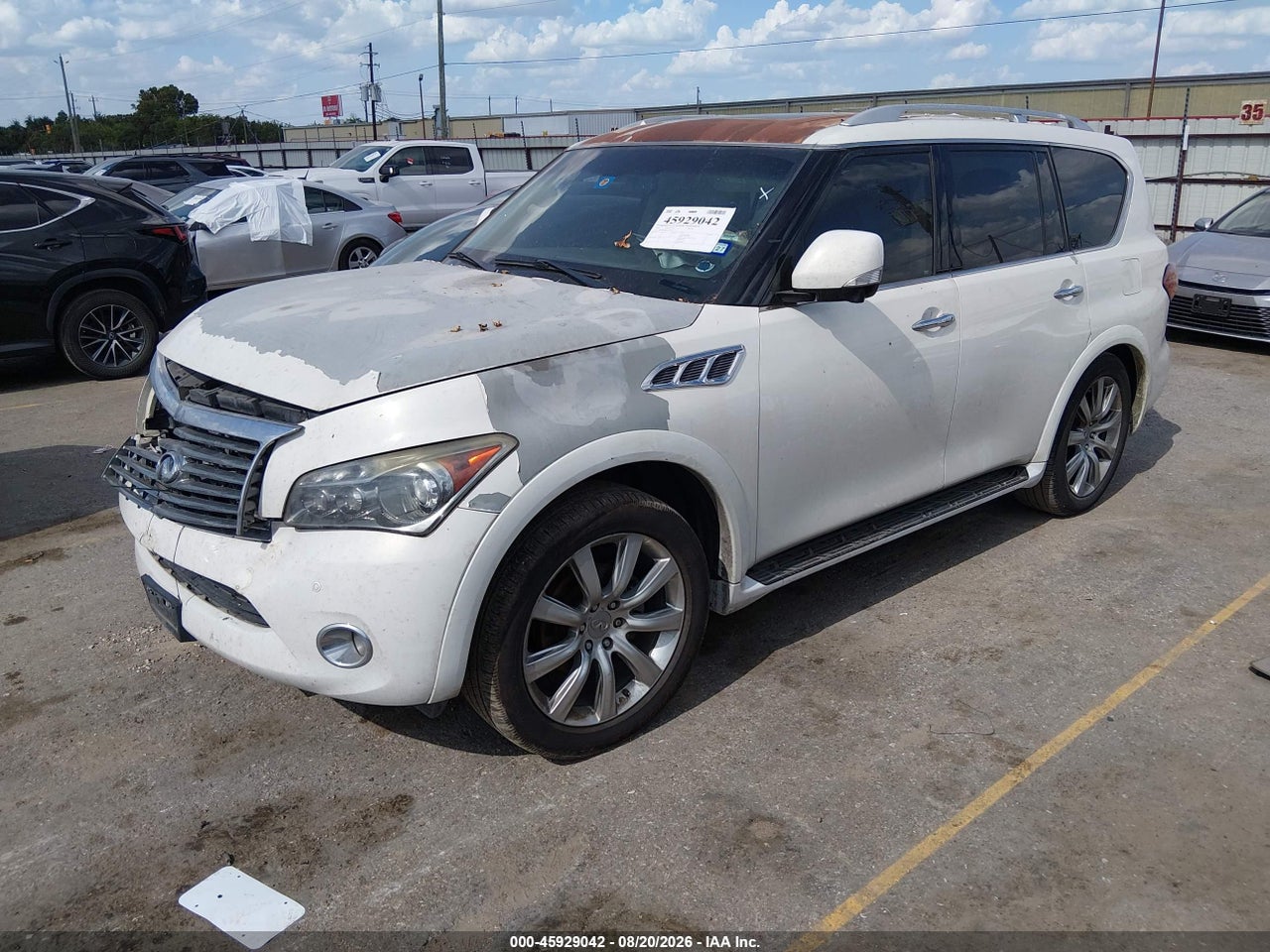 2013 INFINITI QX56 · 2/11