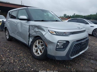 KNDJ23AU8M7****** · 2021 KIA SOUL S