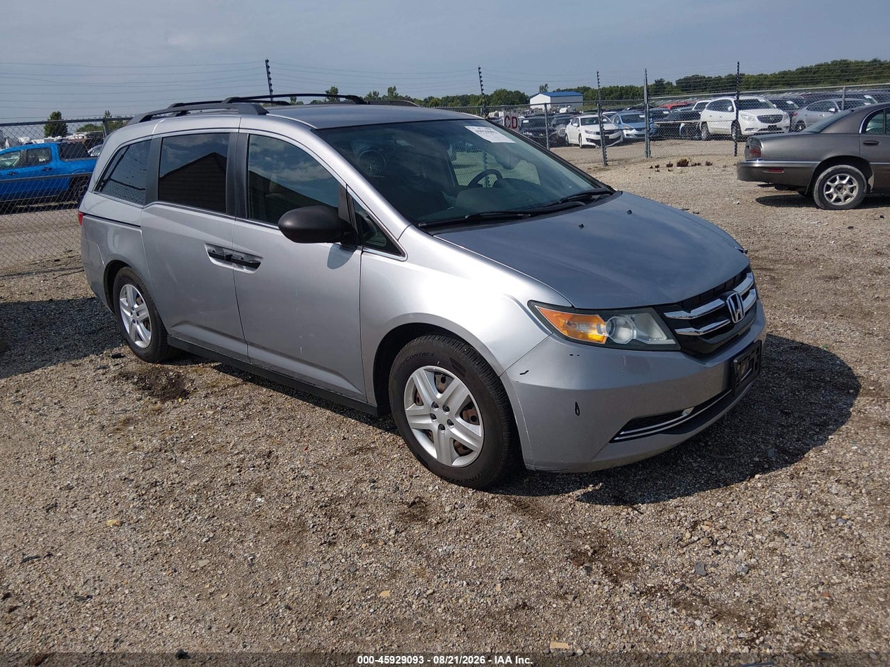5FNRL5H21GB****** · 2016 HONDA ODYSSEY LX