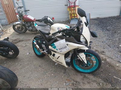 MH3RH18Y7RK****** · 2024 YAMAHA YZFR3 A