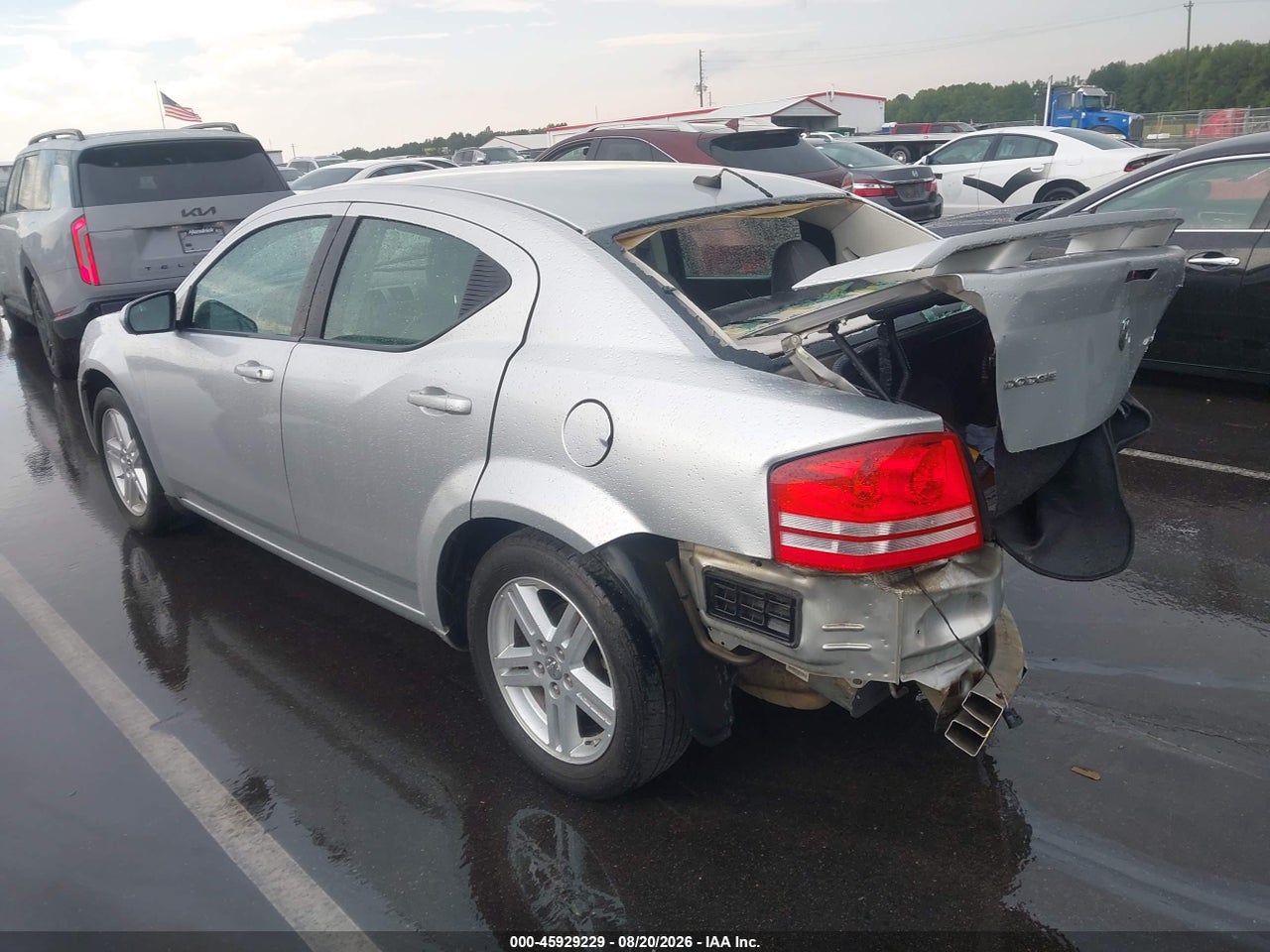 2010 DODGE AVENGER R/T · 3/11