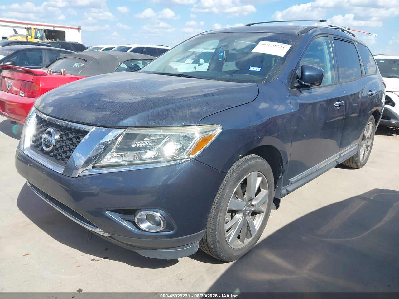2014 NISSAN PATHFINDER PLATINUM · 2/11