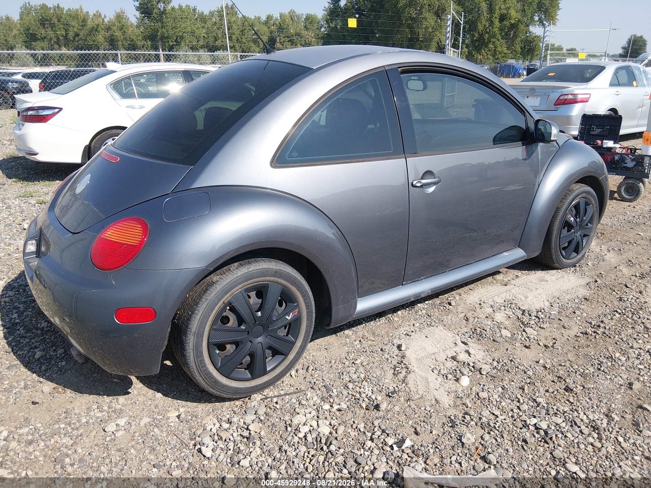2005 VOLKSWAGEN NEW BEETLE GLS · 4/11