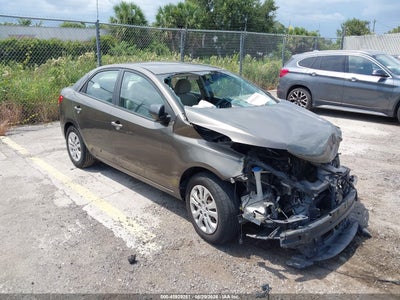 KNAFU4A21A5****** · 2010 KIA FORTE EX