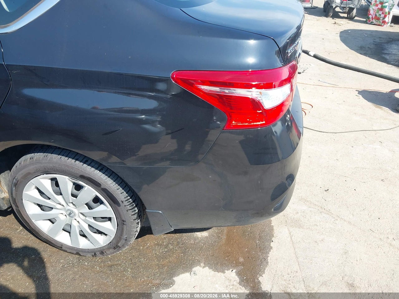 2017 NISSAN SENTRA S · 6/10
