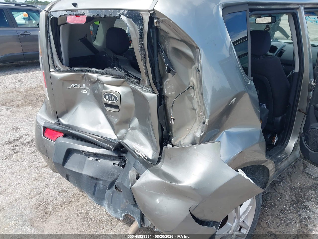 2011 KIA SOUL + · 6/11