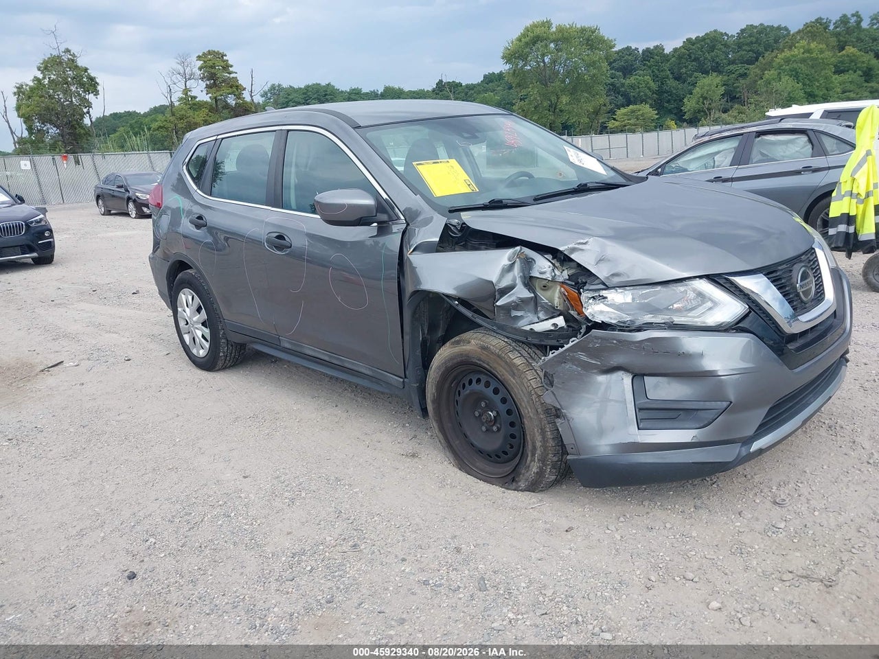 5N1AT2MV6KC****** · 2019 NISSAN ROGUE S