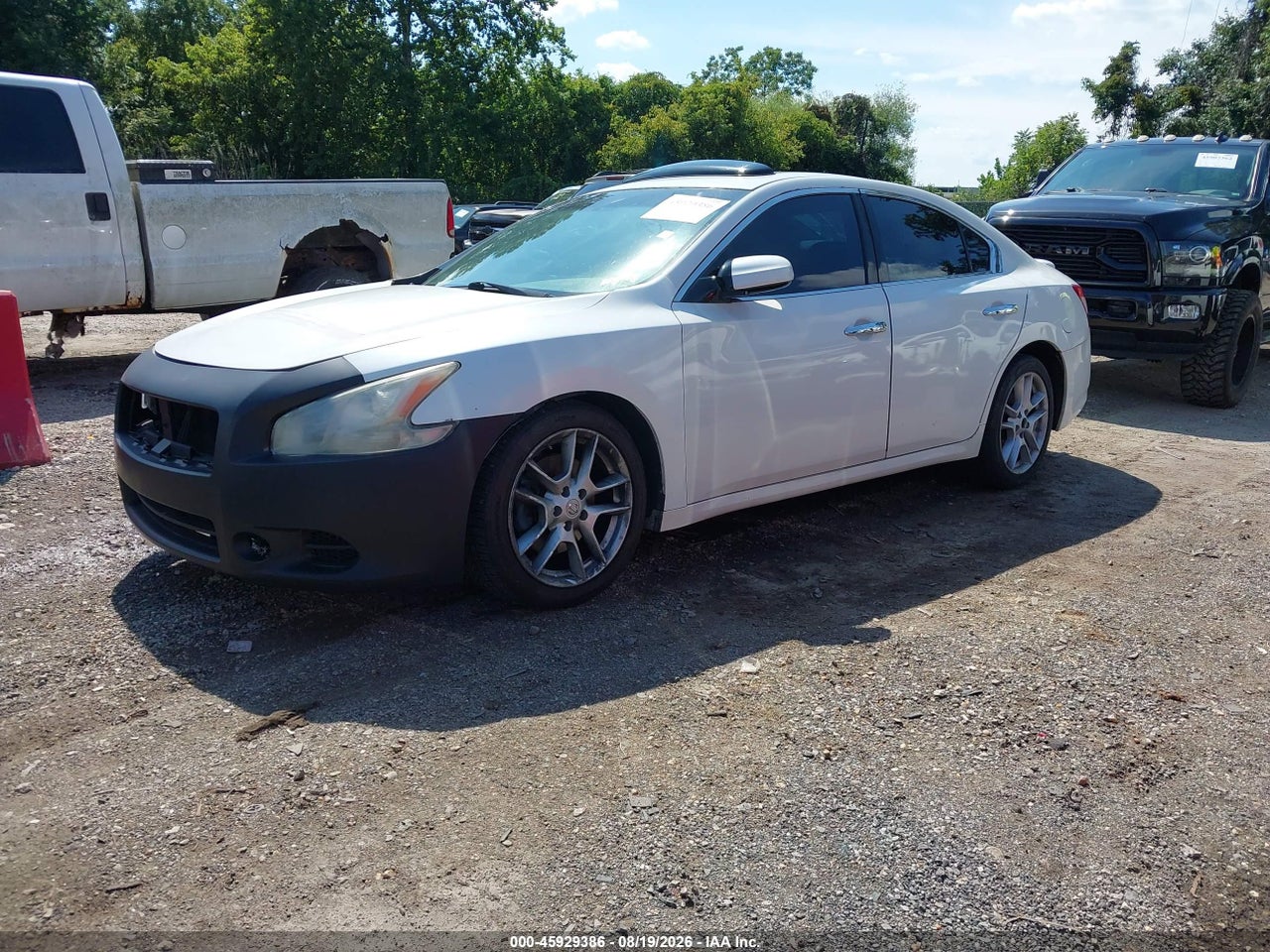 2009 NISSAN MAXIMA 3.5 S · 2/11