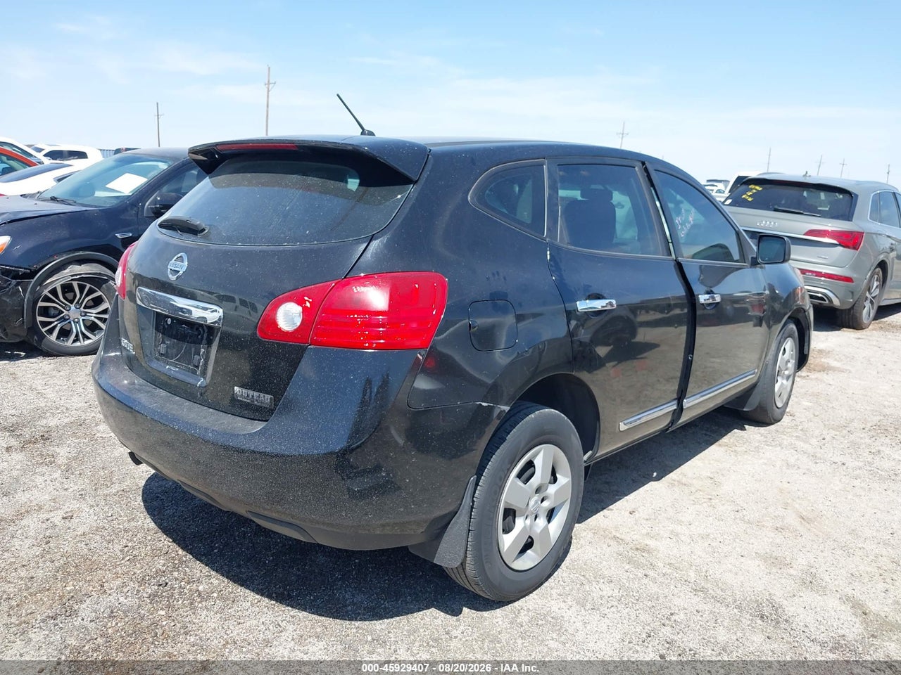2012 NISSAN ROGUE S · 4/11