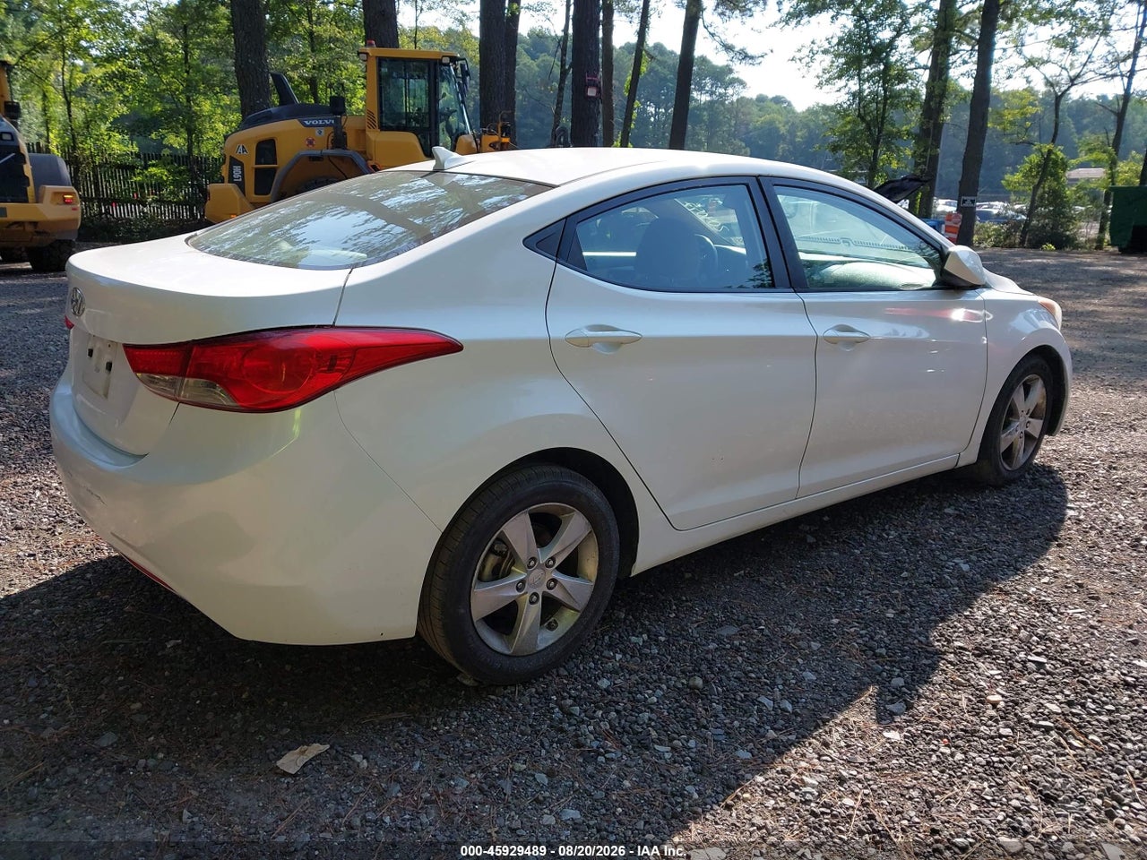 2013 HYUNDAI ELANTRA GLS · 4/11