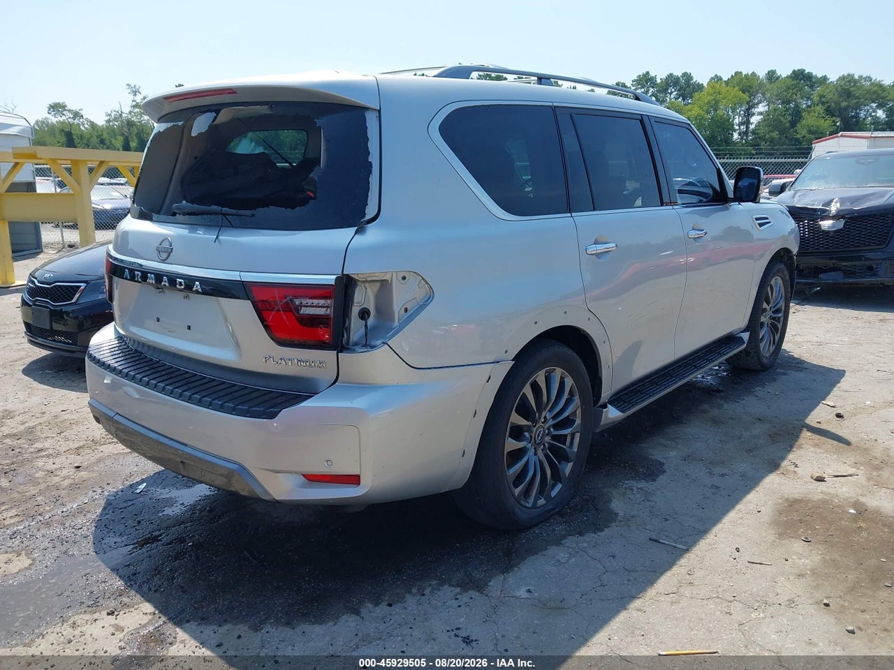 2023 NISSAN ARMADA PLATINUM 2WD · 4/11