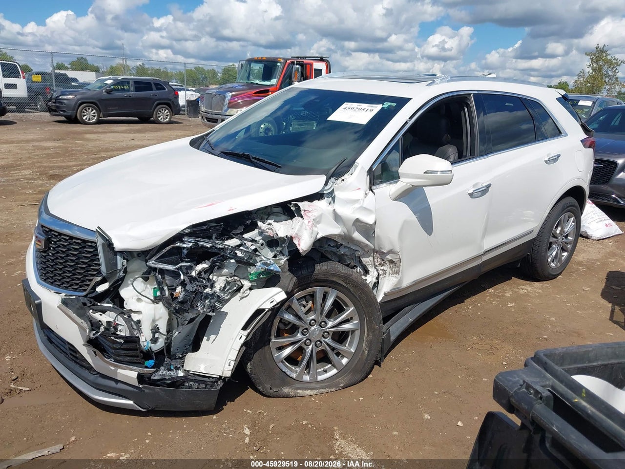 2020 CADILLAC XT5 FWD PREMIUM LUXURY · 2/11