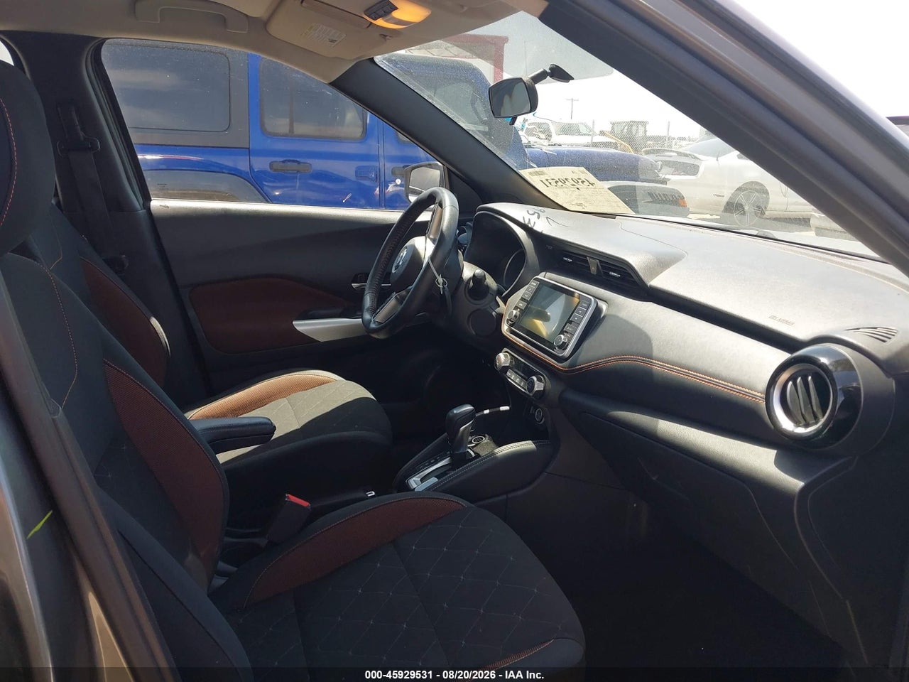 2019 NISSAN KICKS SR · 5/11