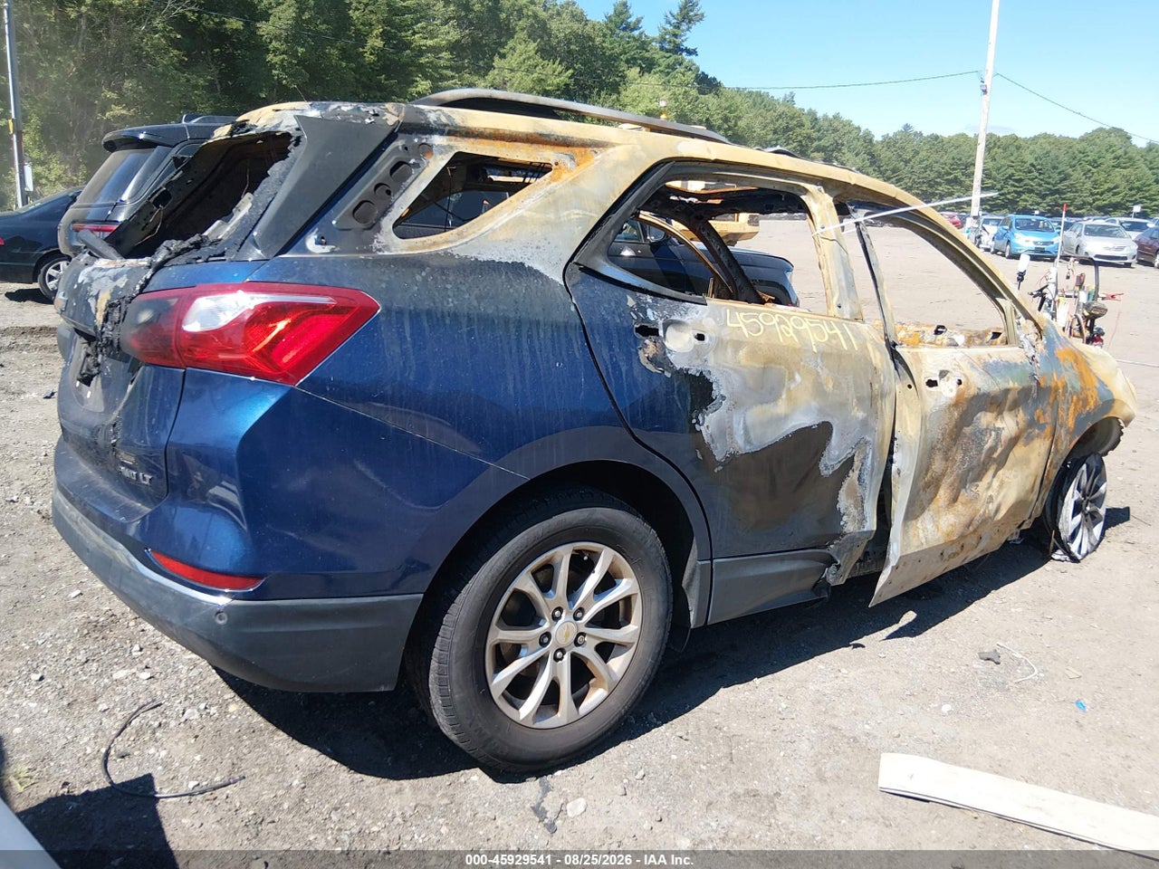 2019 CHEVROLET EQUINOX LT · 4/10