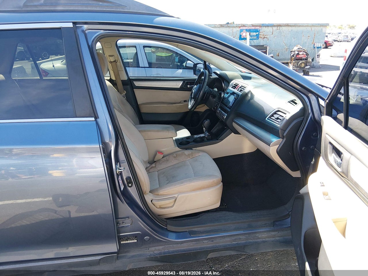 2015 SUBARU OUTBACK 2.5I PREMIUM · 5/11