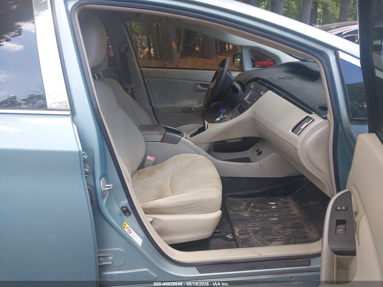 2012 TOYOTA PRIUS TWO · 5/11