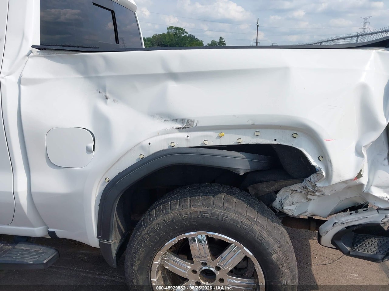 2020 GMC SIERRA 1500 4WD  SHORT BOX AT4 · 6/11