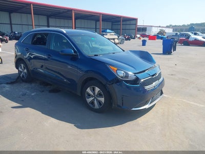 KNDCB3LC8K5****** · 2019 KIA NIRO LX