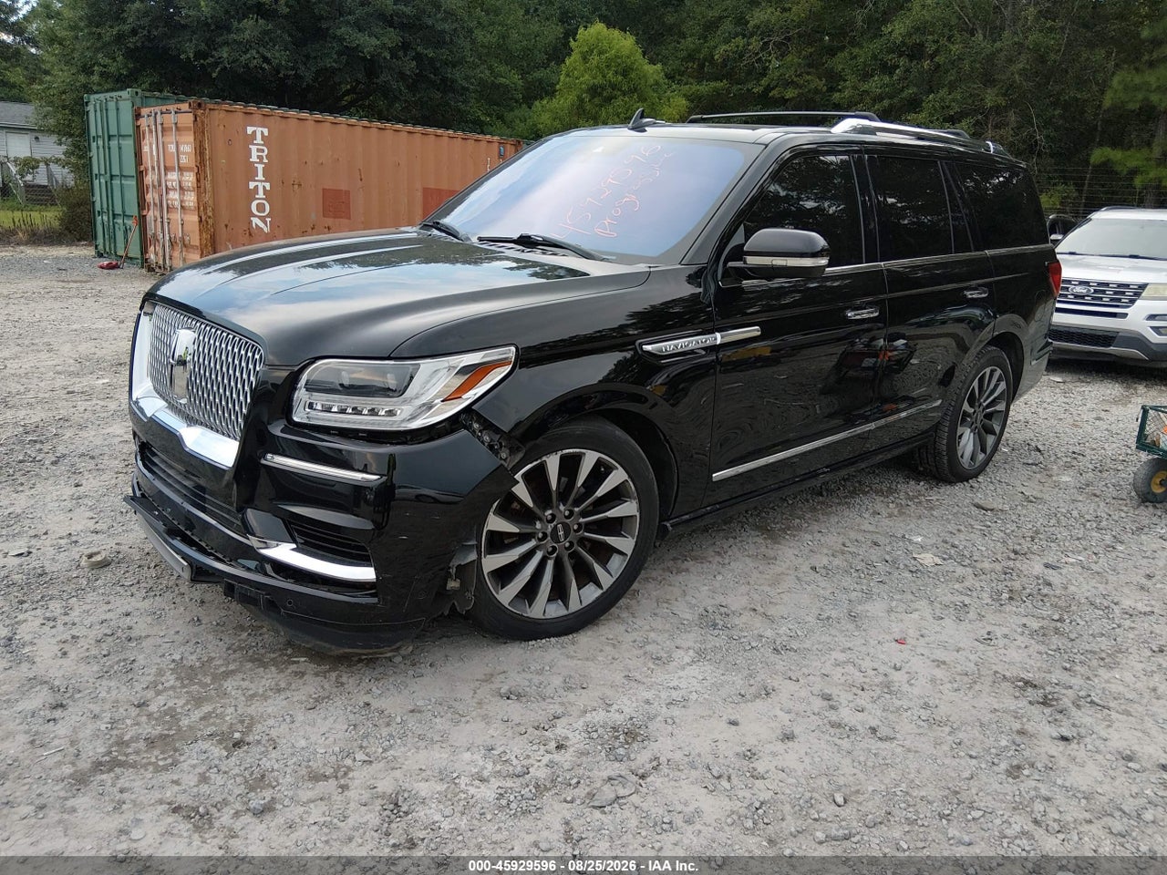 2018 LINCOLN NAVIGATOR SELECT · 2/11