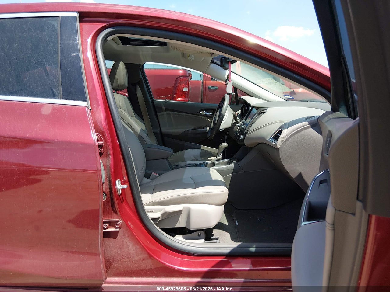 2017 CHEVROLET CRUZE PREMIER AUTO · 5/11