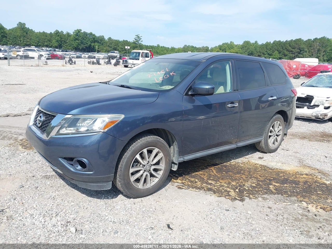 2014 NISSAN PATHFINDER S · 2/11