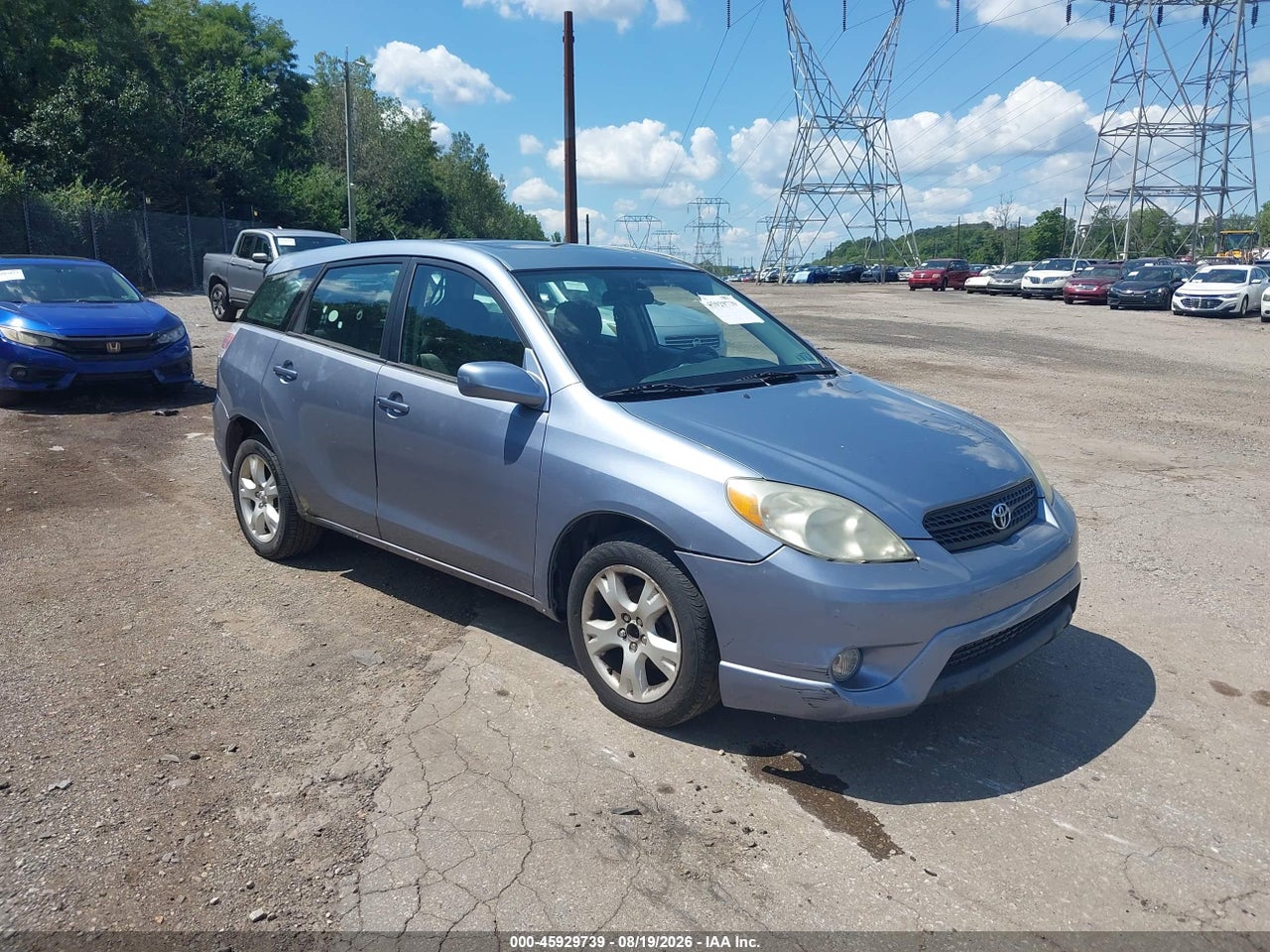 2T1KR32E77C****** · 2007 TOYOTA MATRIX XR