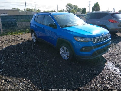 3C4NJDBBXNT****** · 2022 JEEP COMPASS LATITUDE 4X4