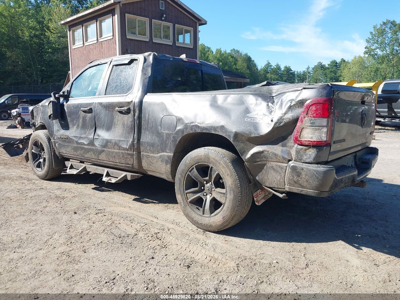 2021 RAM 1500 · 3/11
