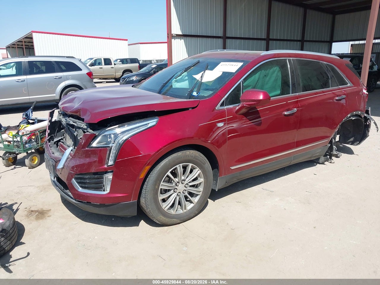 2017 CADILLAC XT5 LUXURY · 2/11