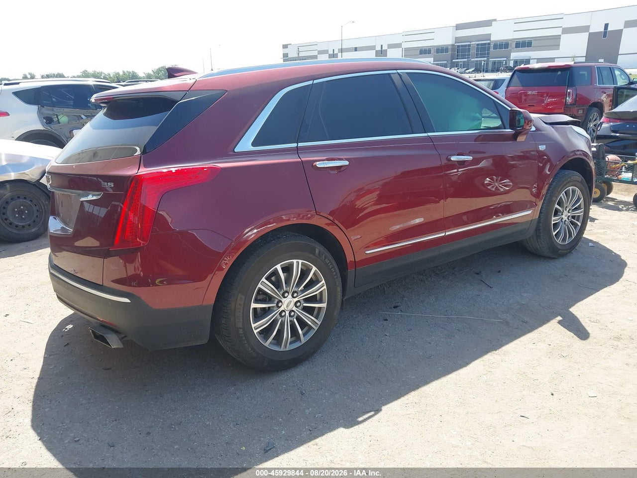 2017 CADILLAC XT5 LUXURY · 4/11