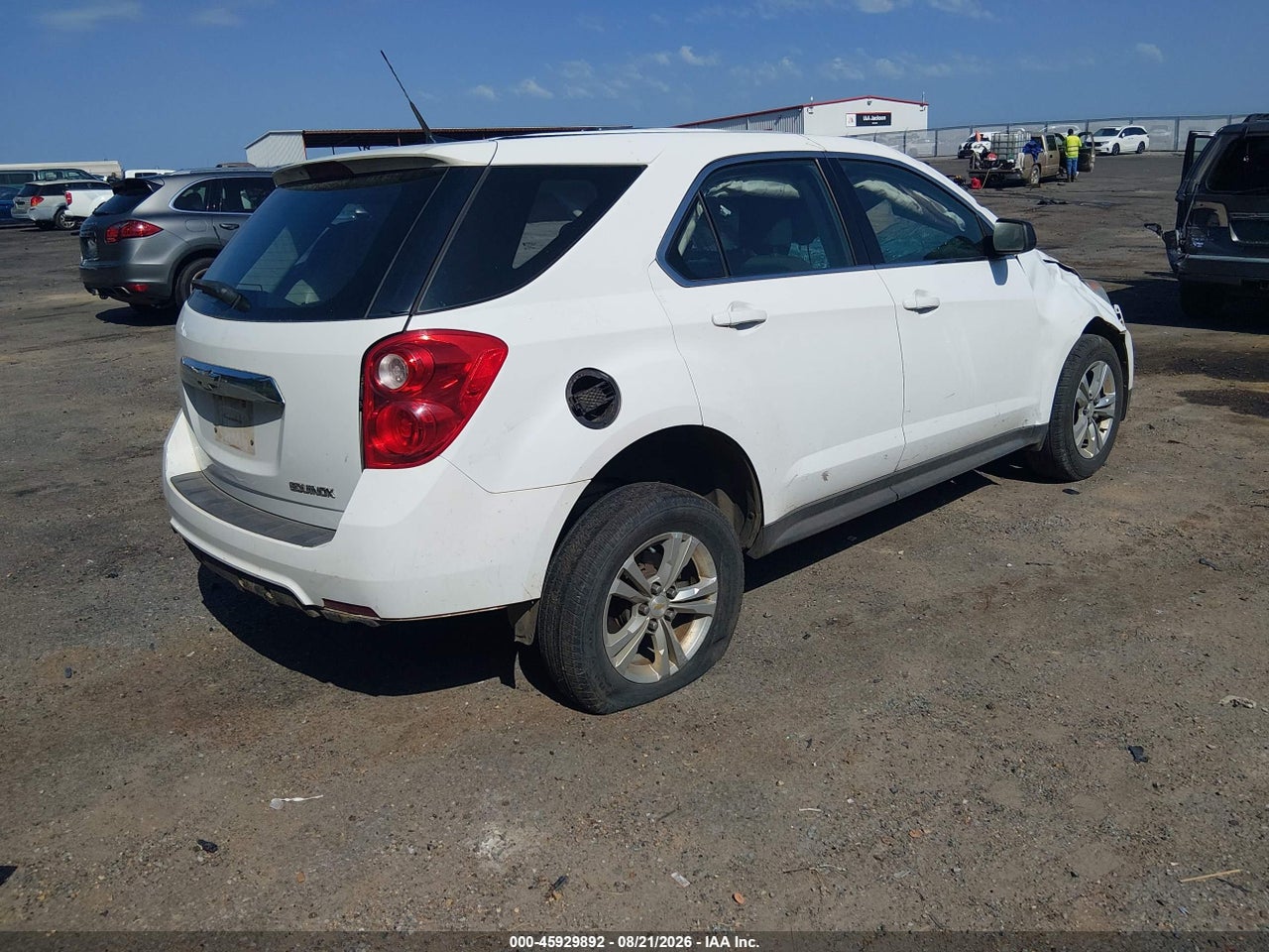 2011 CHEVROLET EQUINOX LS · 4/10