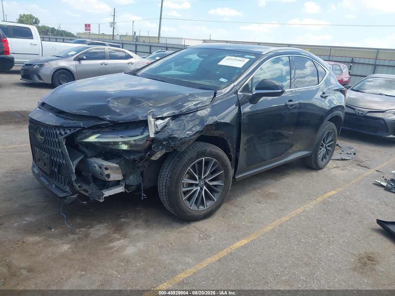 2022 LEXUS NX 250 · 2/11