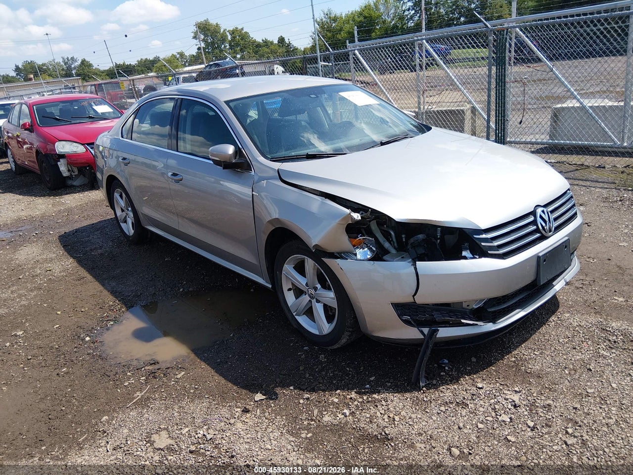1VWAT7A32EC****** · 2014 VOLKSWAGEN PASSAT 1.8T WOLFSBURG EDITION
