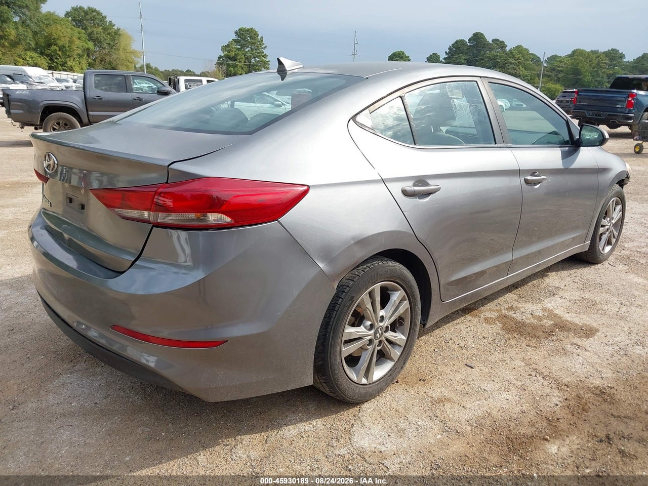 2018 HYUNDAI ELANTRA SEL · 4/11