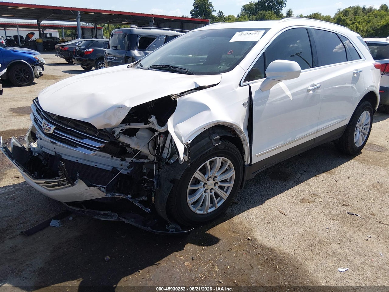 2017 CADILLAC XT5 STANDARD · 2/11