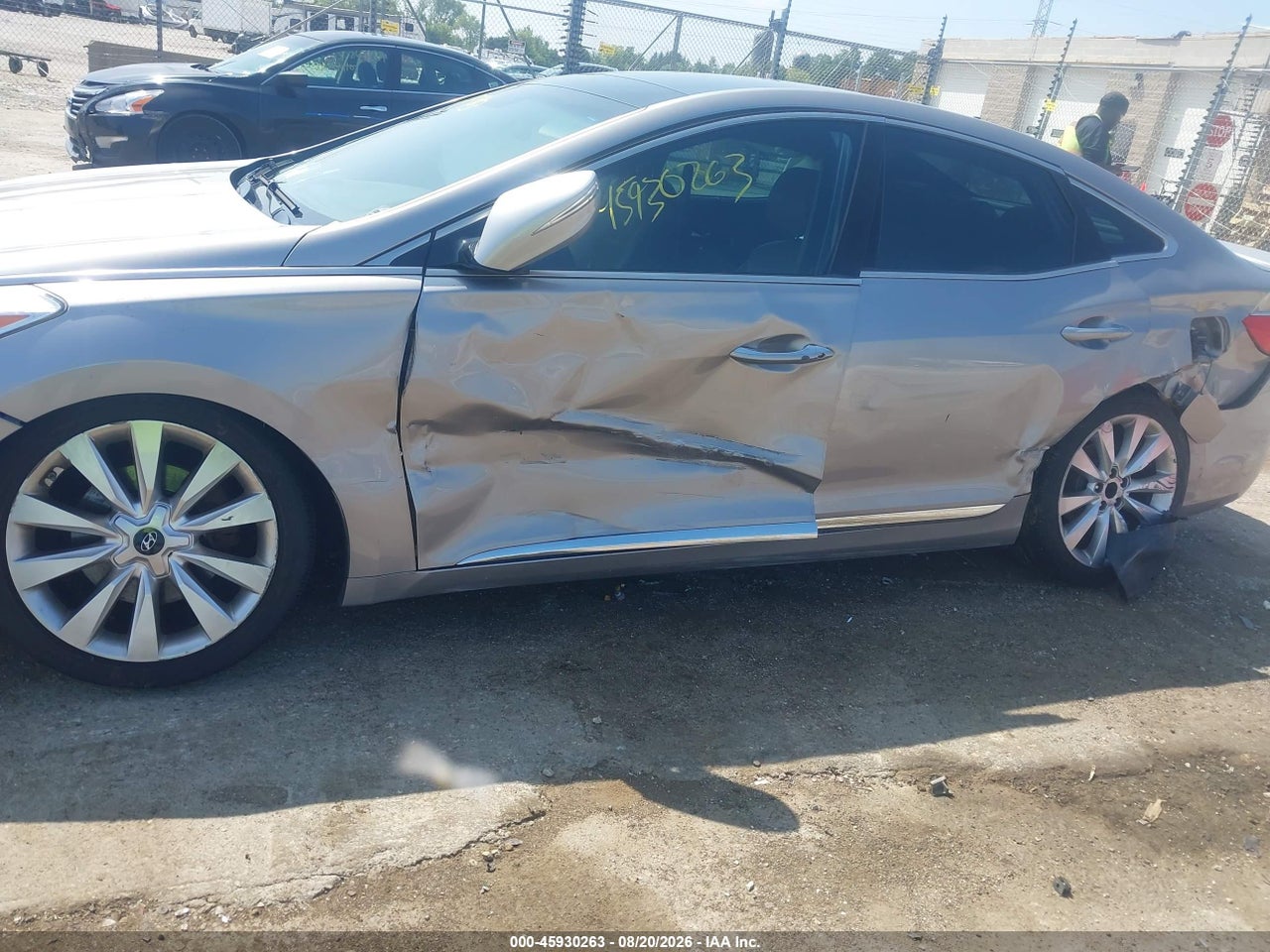 2013 HYUNDAI AZERA · 6/11