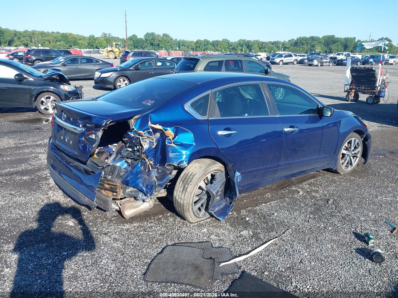 2017 NISSAN ALTIMA 2.5 SR · 4/10
