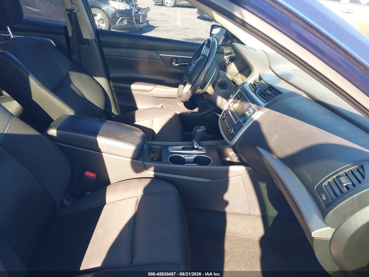 2017 NISSAN ALTIMA 2.5 SR · 5/10