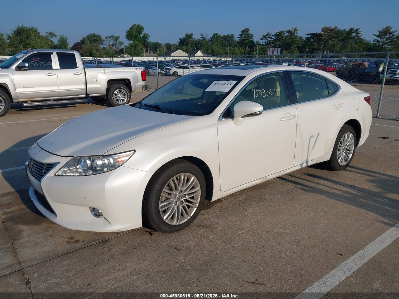 2015 LEXUS ES 350 · 2/11