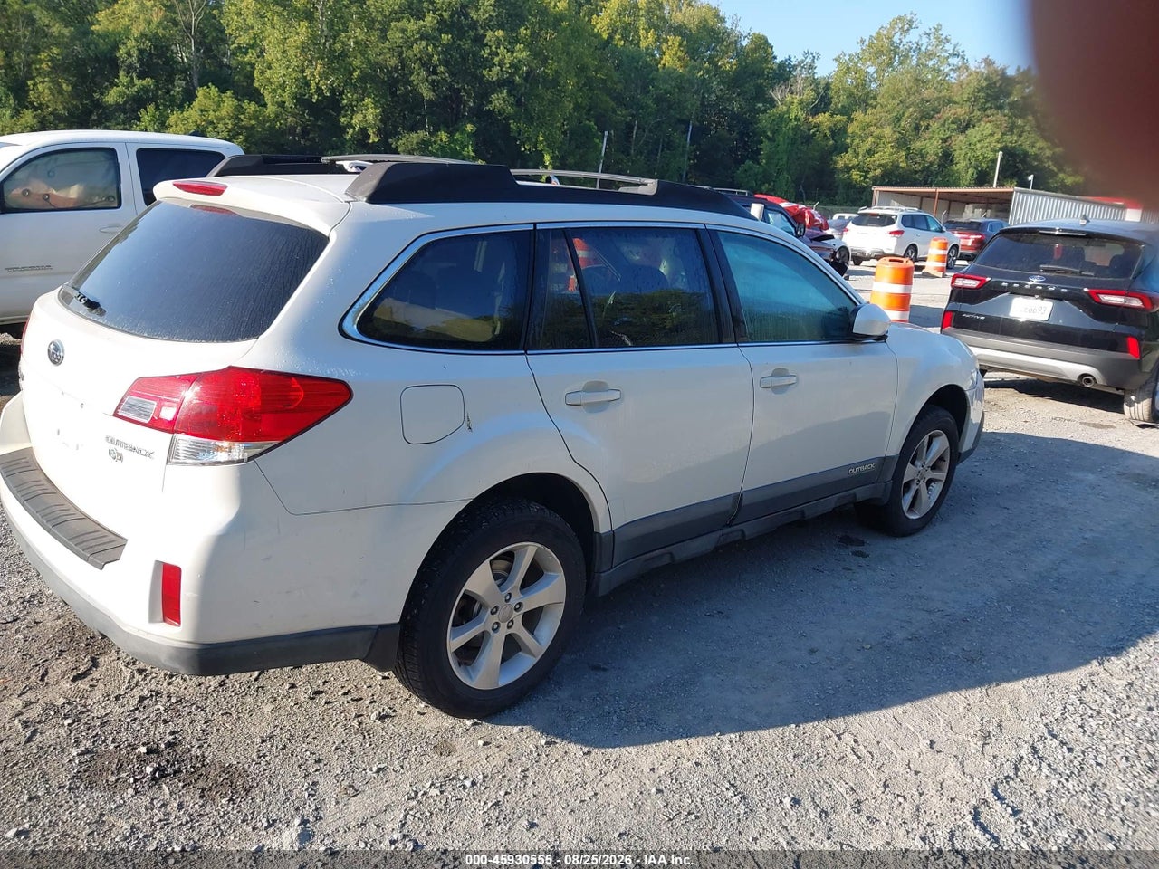 2003 SUBARU OUTBACK · 4/11