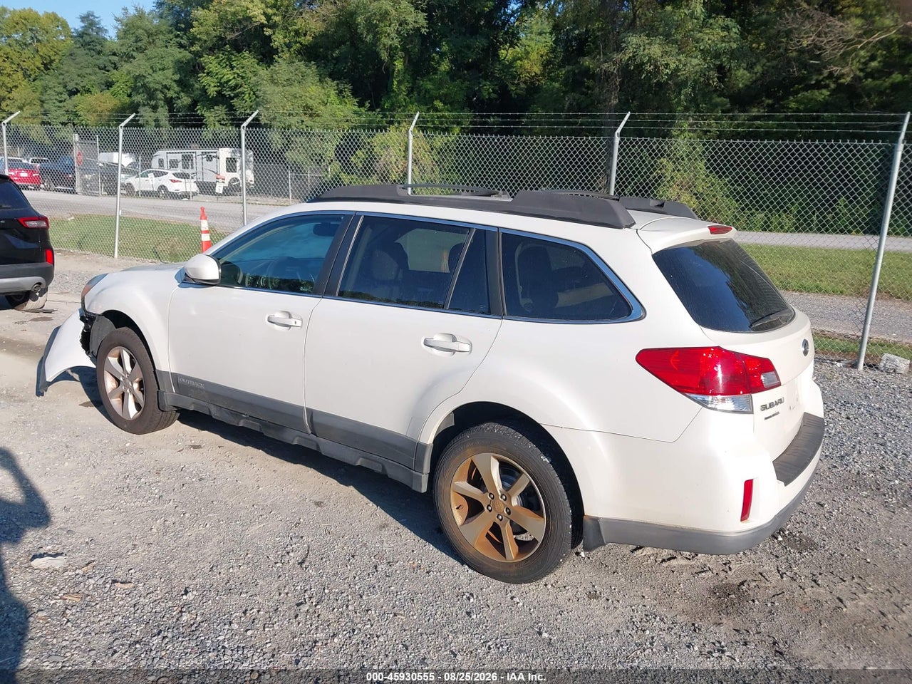 2003 SUBARU OUTBACK · 3/11