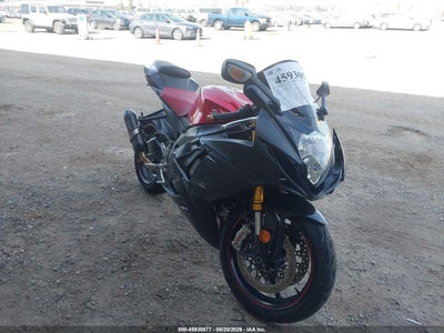 JS1GR7MA9E2****** · 2014 SUZUKI GSX-R750